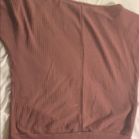 Large long sleeve sweater. Only worn once - Picture 5 of 5